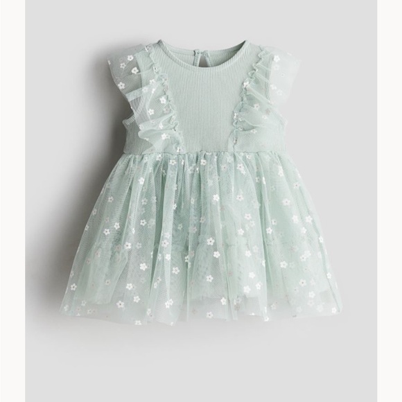 h&m green patterned dress Rent HM Conscious Exclusive Dress main image 1